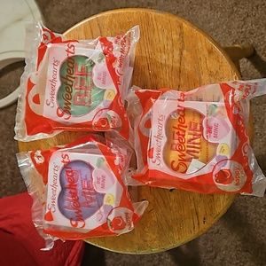 From Wendy's closet set of 3 sweetheart plush